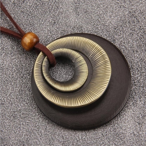 Long Boho Necklace Vintage Leather - Picture 4 of 5